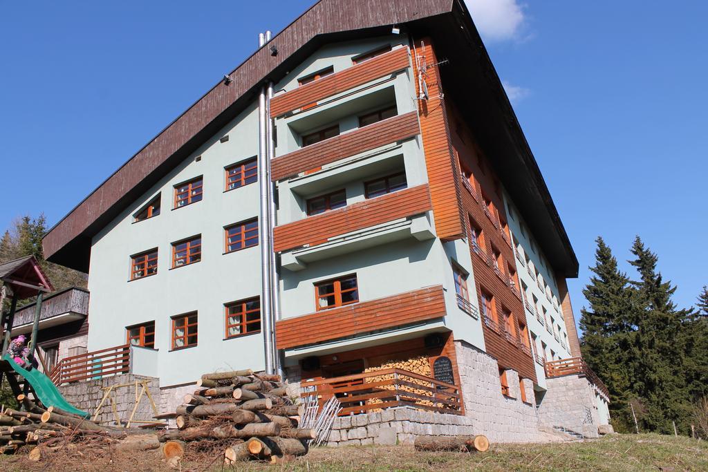 Vysokohorský apartmán Cihlářka Pec pod Snezkou Esterno foto