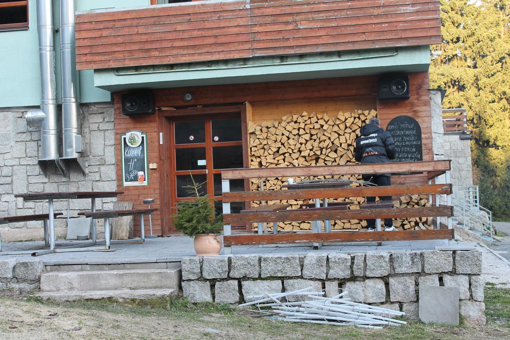 Vysokohorský apartmán Cihlářka Pec pod Snezkou Esterno foto